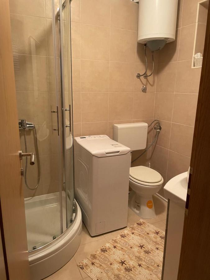 Apartmani Isabella - Ilda Radonic 耶尔萨 外观 照片