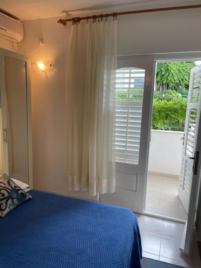 Apartmani Isabella - Ilda Radonic 耶尔萨 外观 照片
