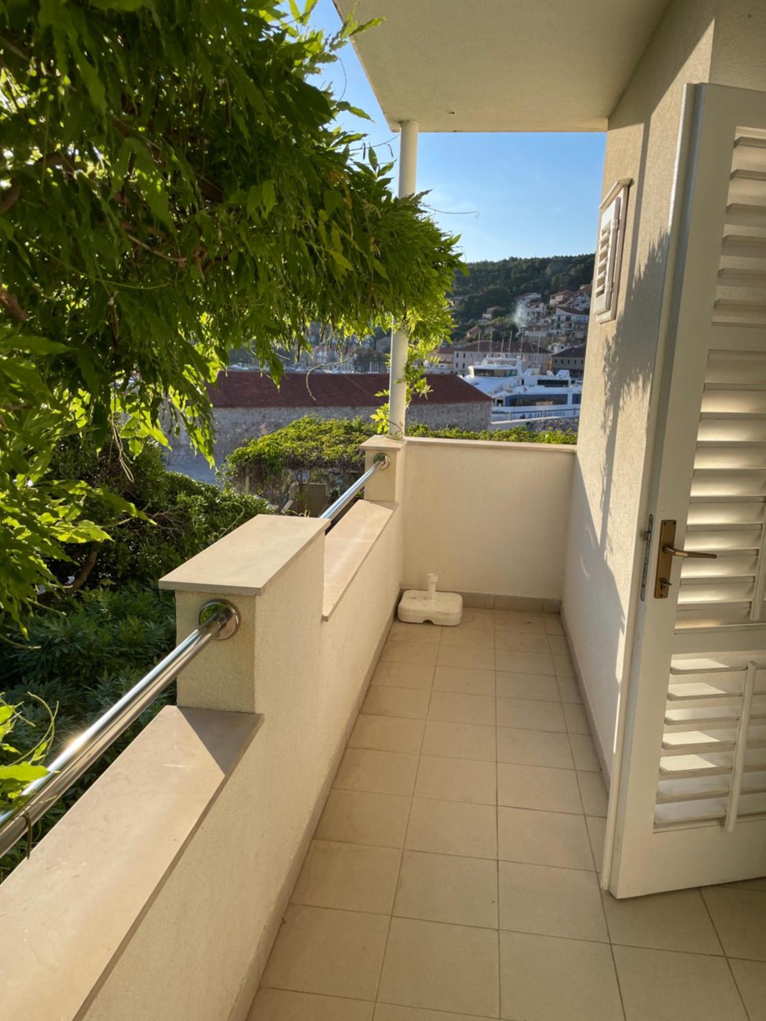 Apartmani Isabella - Ilda Radonic 耶尔萨 外观 照片